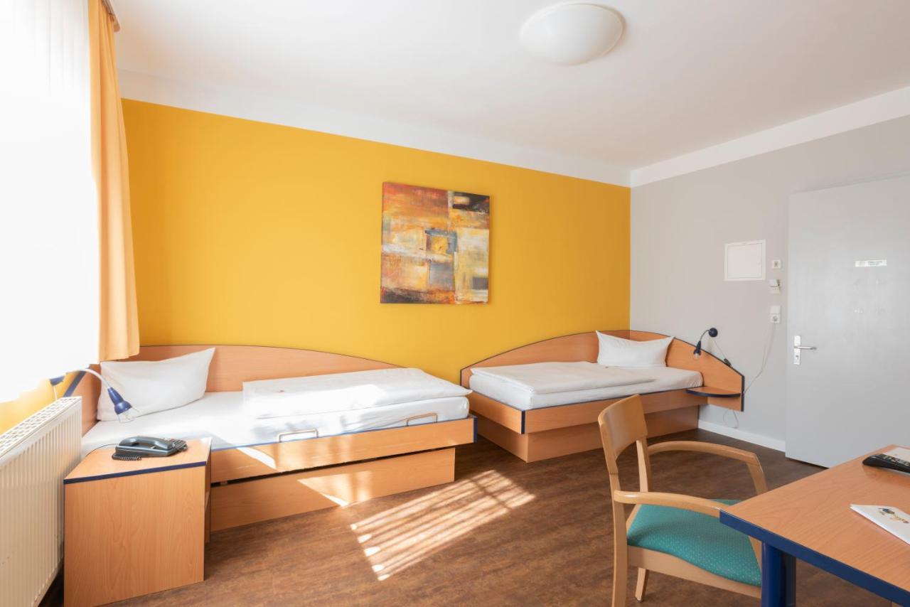 ברלין Hotel Mit-Mensch מראה חיצוני תמונה