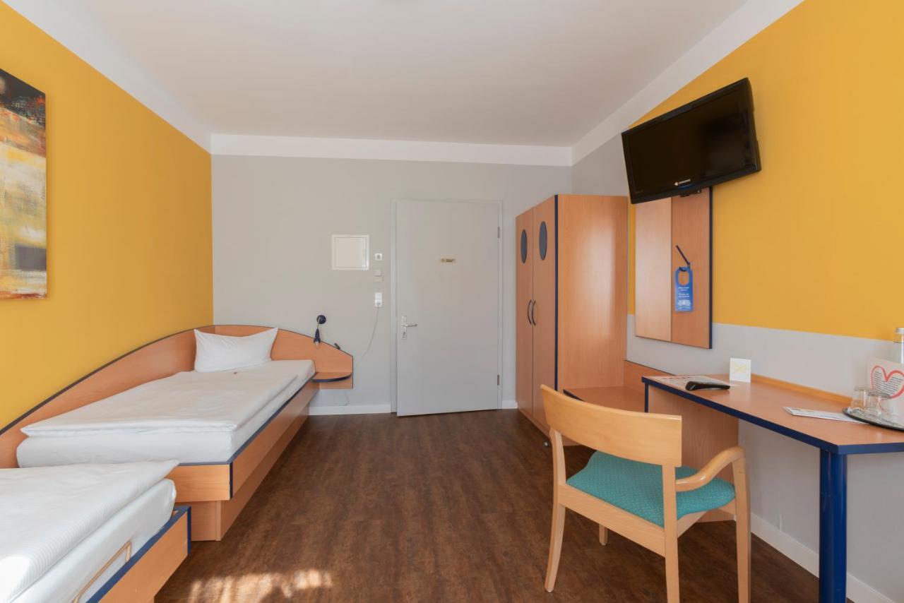ברלין Hotel Mit-Mensch מראה חיצוני תמונה