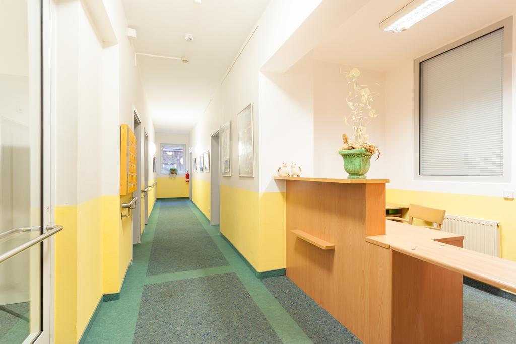 ברלין Hotel Mit-Mensch מראה חיצוני תמונה