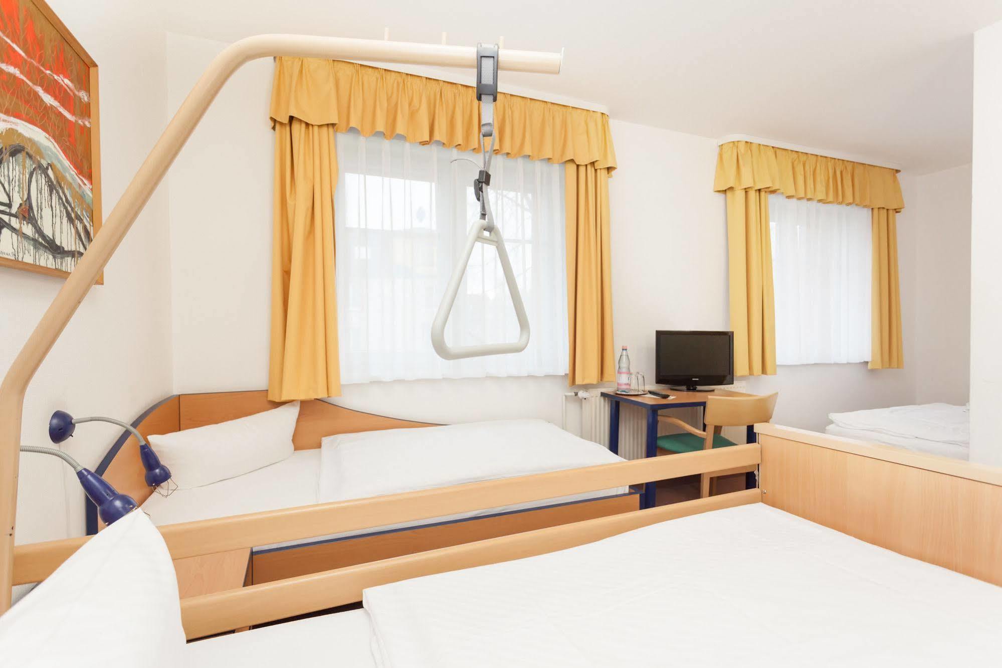 ברלין Hotel Mit-Mensch מראה חיצוני תמונה