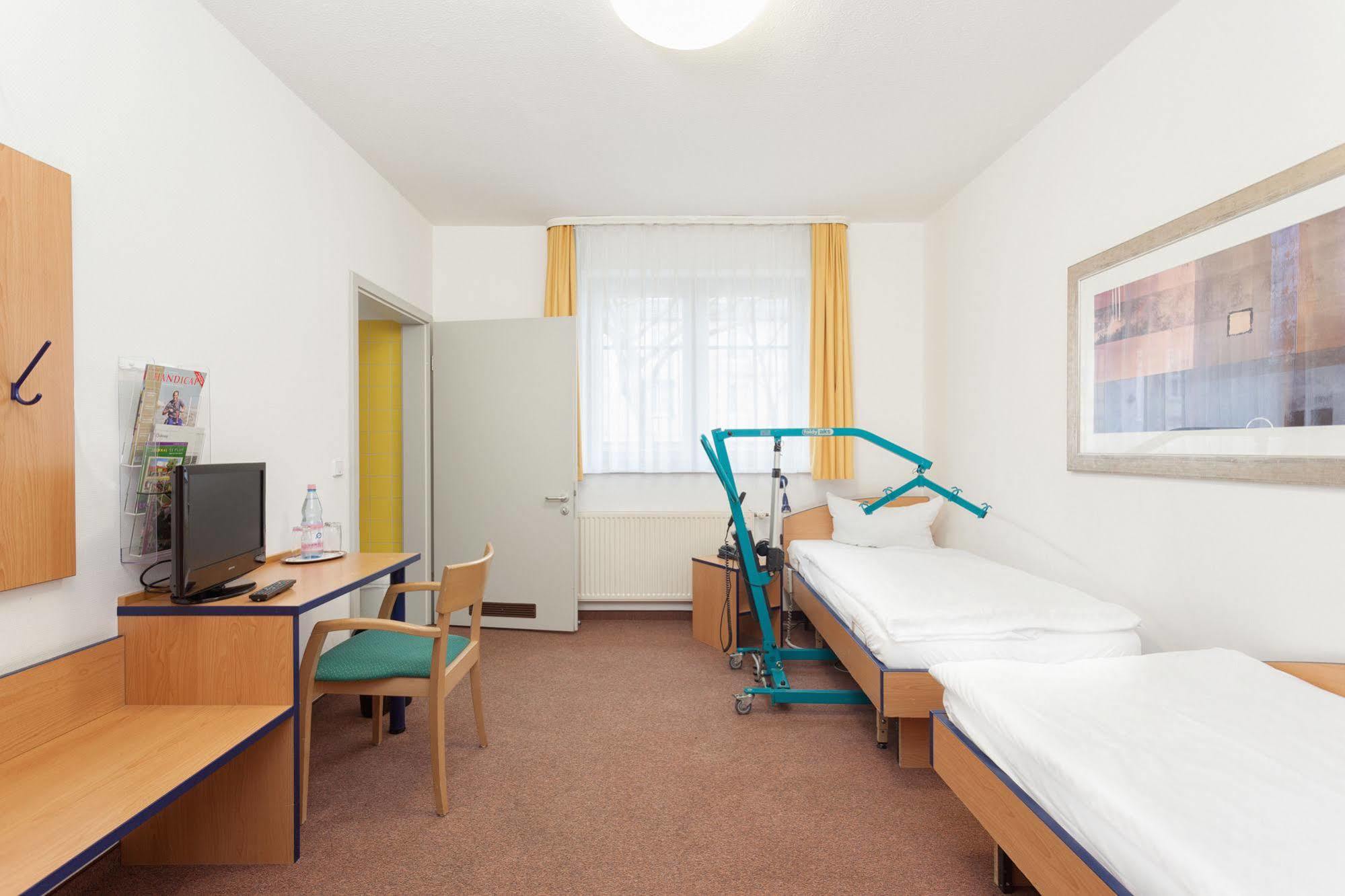 ברלין Hotel Mit-Mensch מראה חיצוני תמונה
